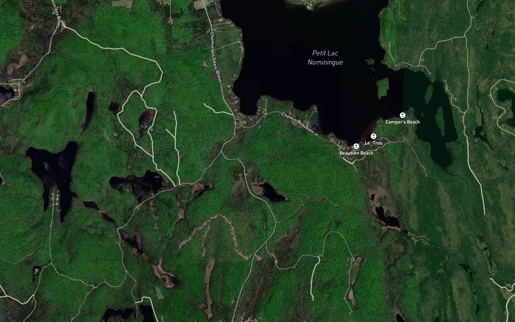 Satellite map of the Baie a Lariviere