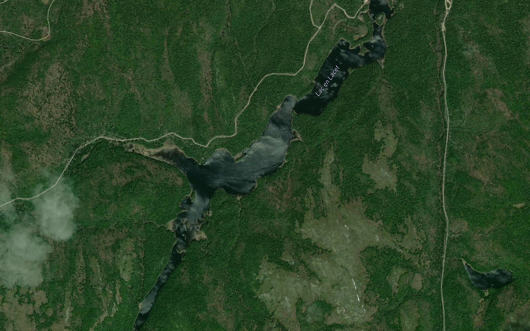 Satellite map of the Lac en Lacet