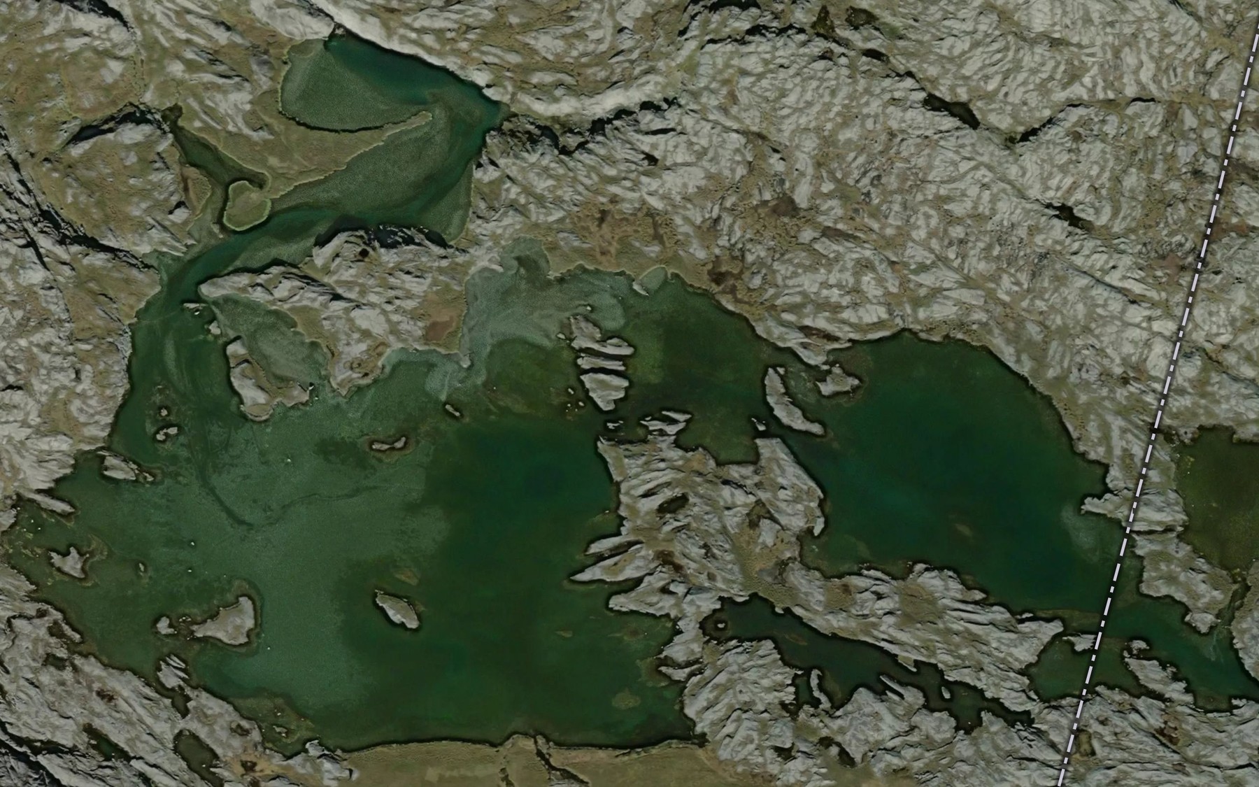 Satellite map of the Valddajavri