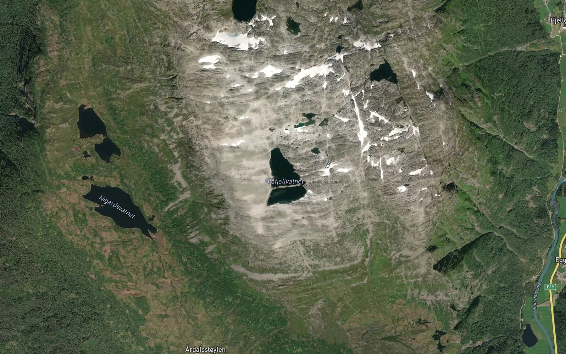 Satellite map of the Blafjellvatnet