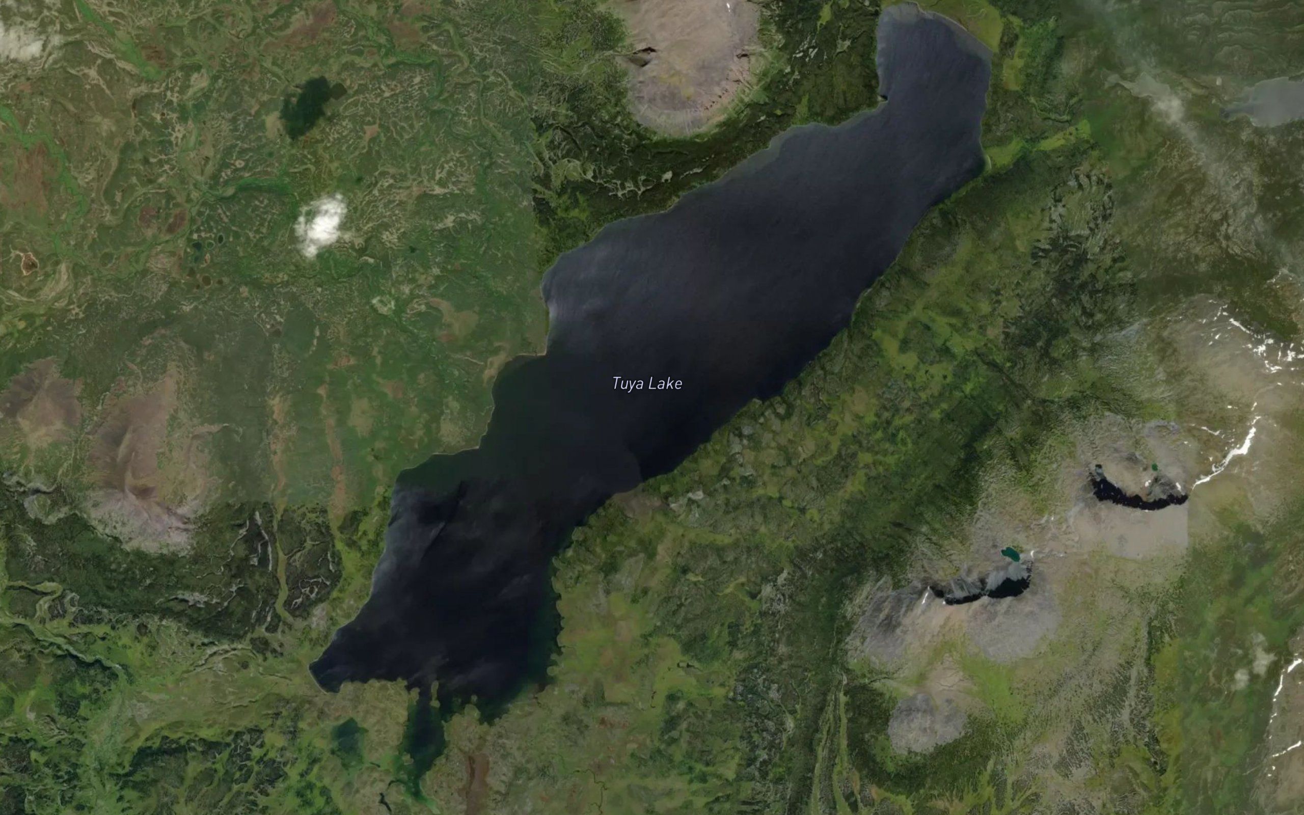 Tuya Lake