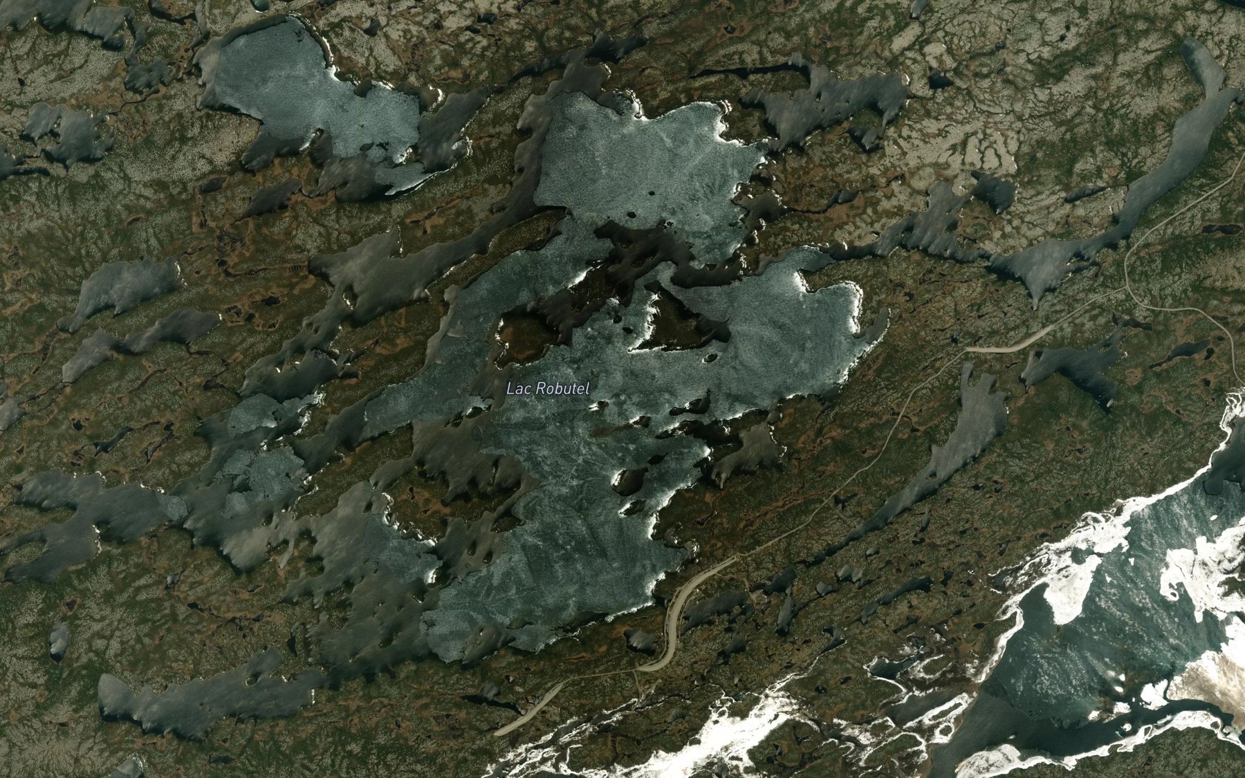 Satellite map of the Lac Robutel