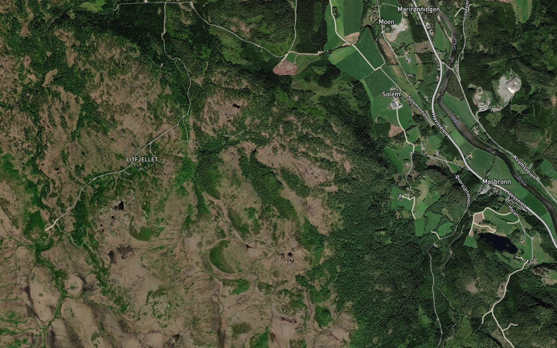 Satellite map of the Langslattbekken