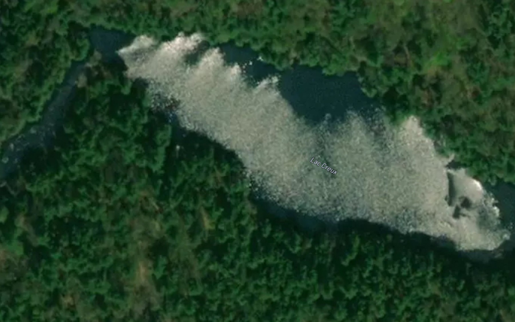 Satellite map of the Lac Creux