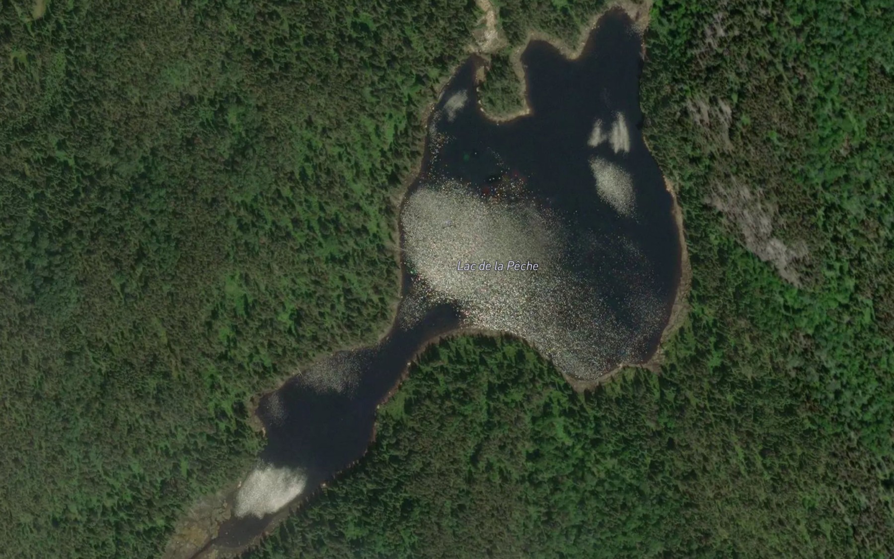 Satellite map of the Lac de la Peche