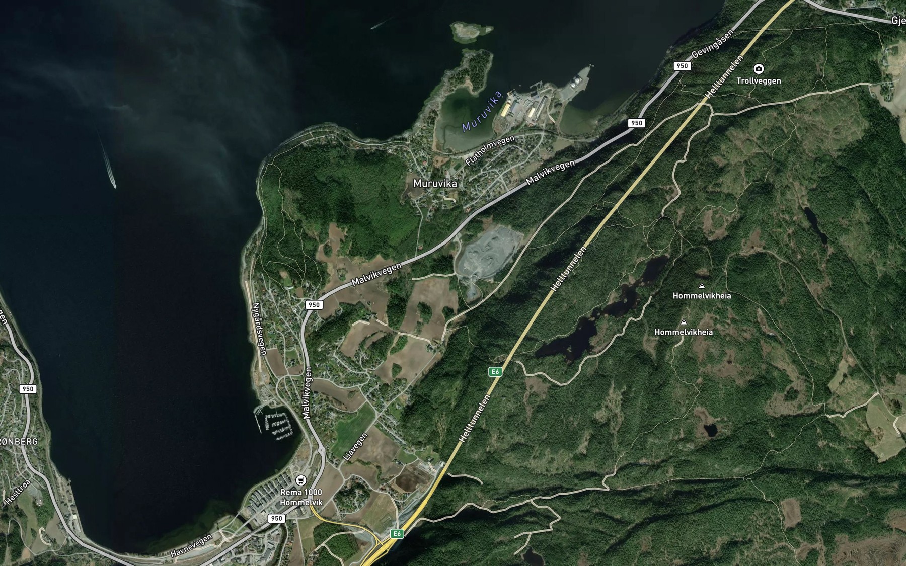 Satellite map of the Langbekken