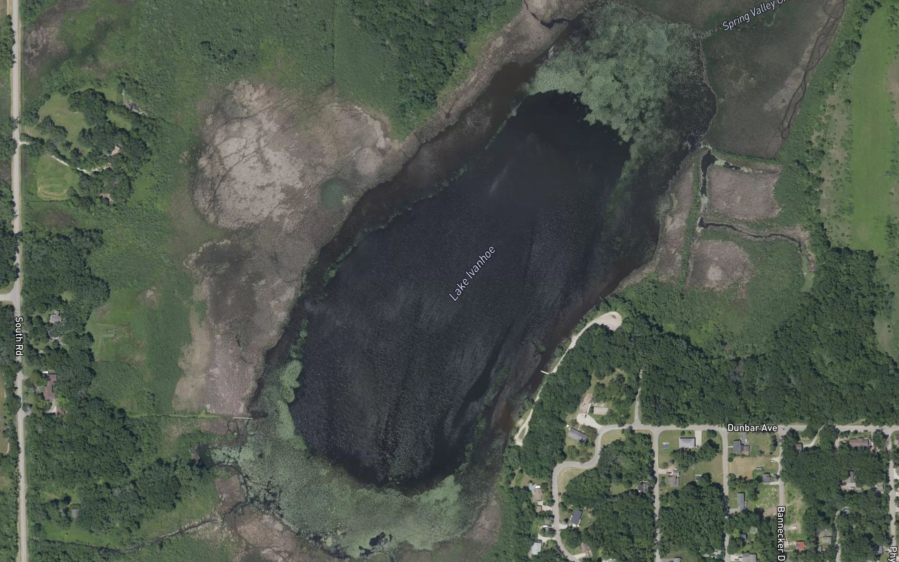 Satellite map of the Lake Ivanhoe