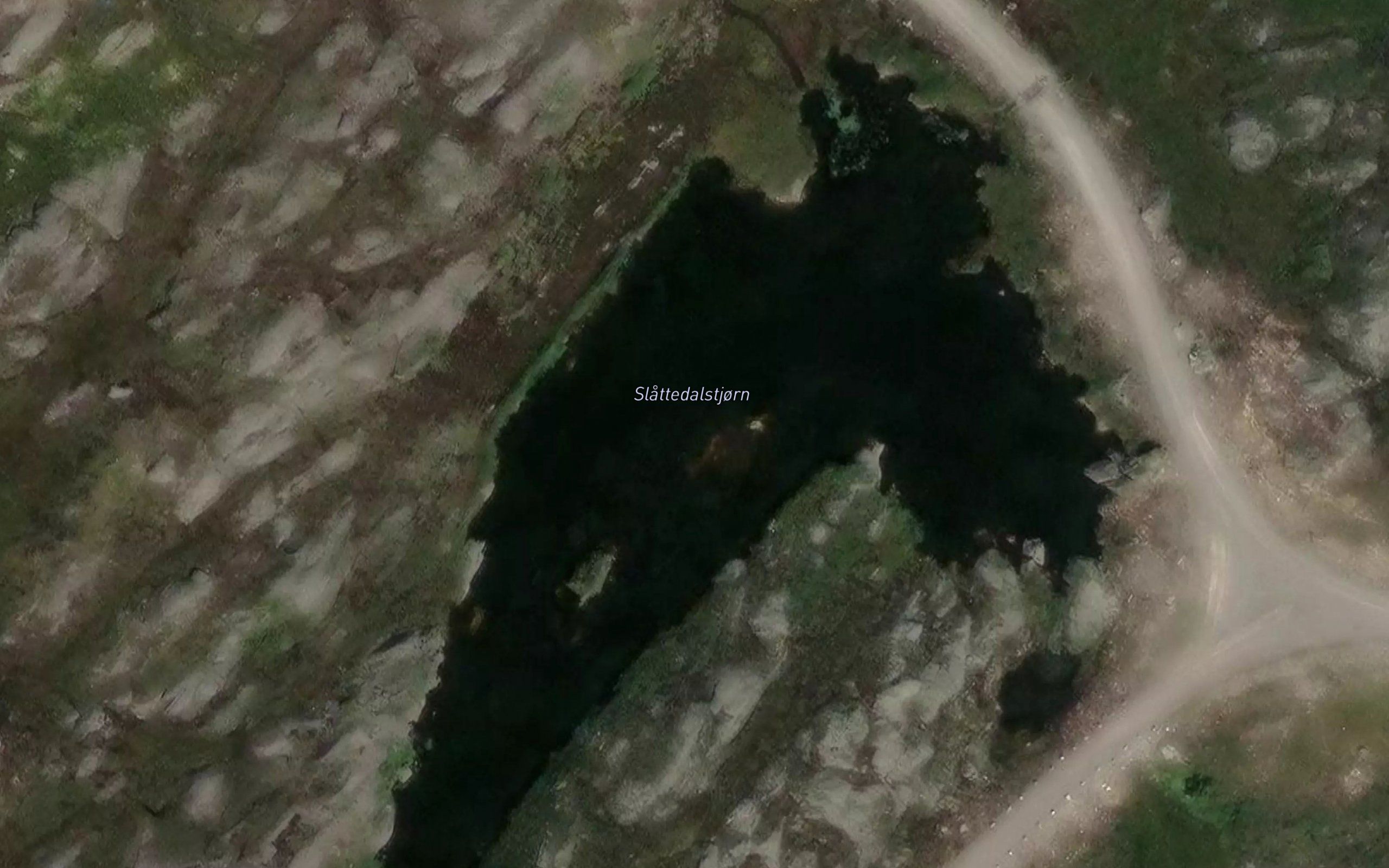Slattedalstjorn