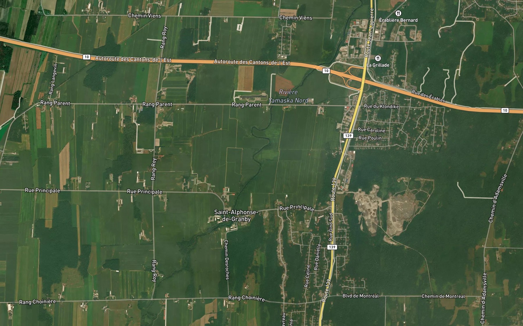 Satellite map of the Cours d'eau Beaudry