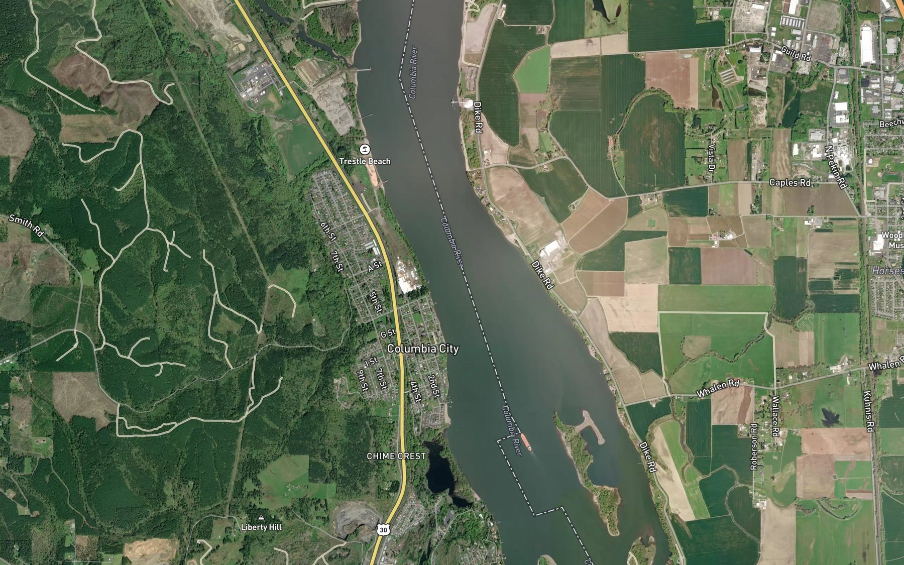Satellite map of the Multnomah Channel