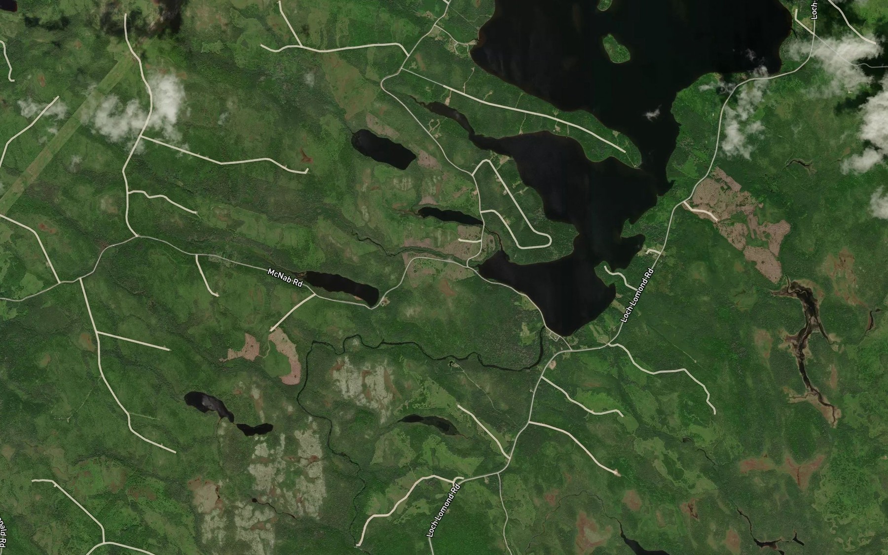 Satellite map of the Benjamins Pond