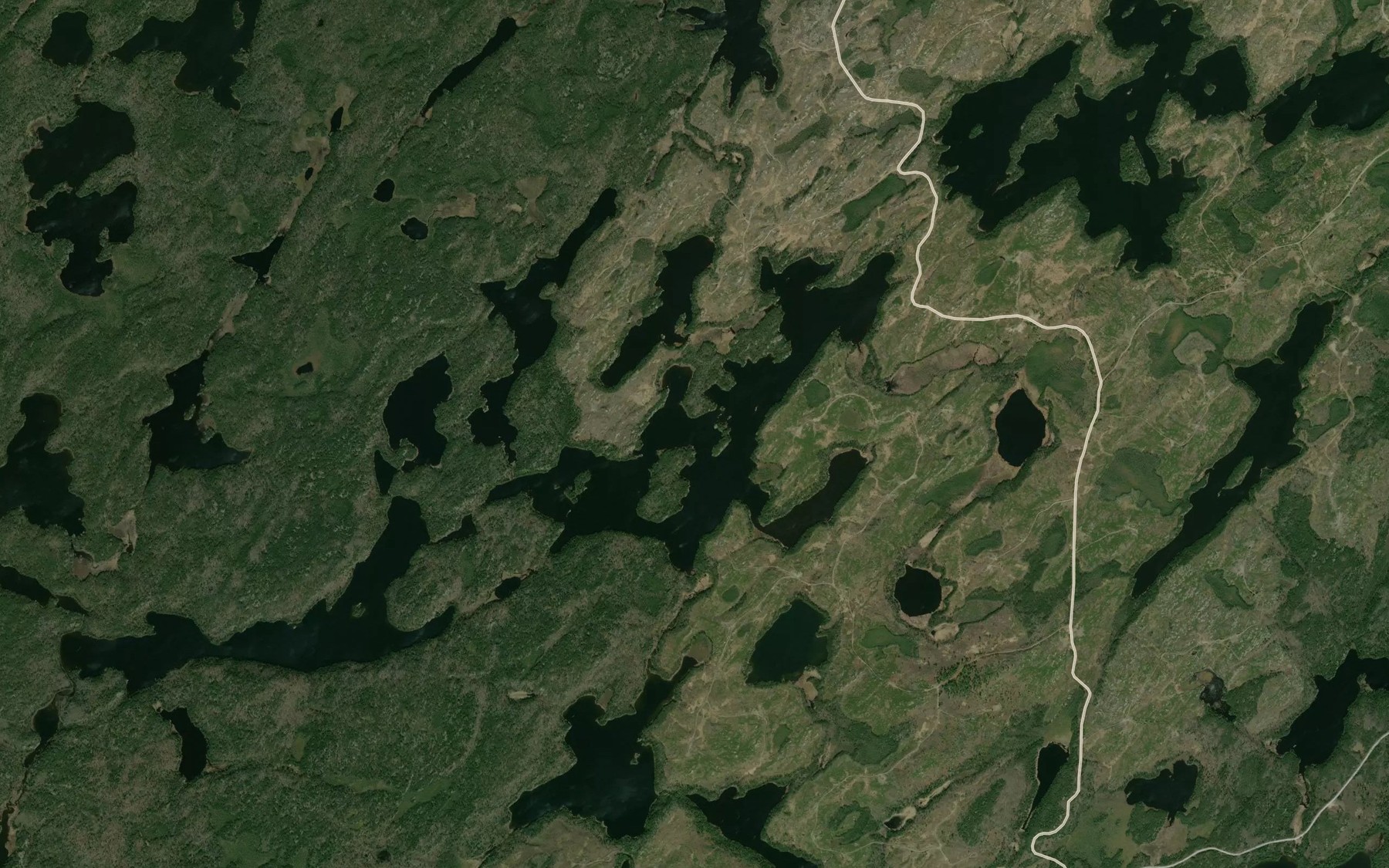 Satellite map of the Meskwatessi Lake