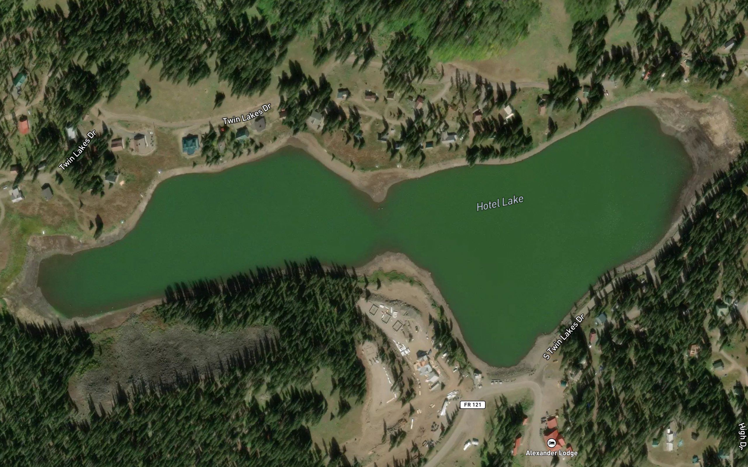 Hotel Lake