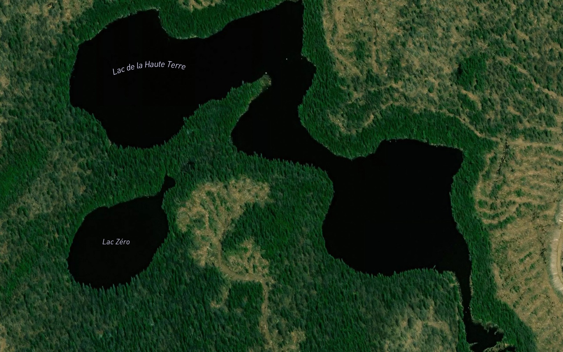 Satellite map of the Lac de la Haute Terre