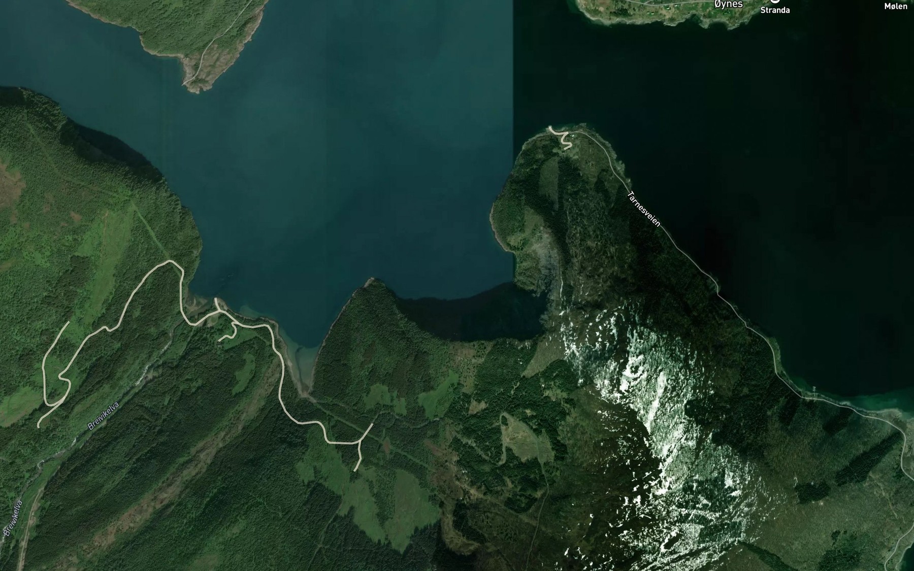 Satellite map of the Smalstadvika