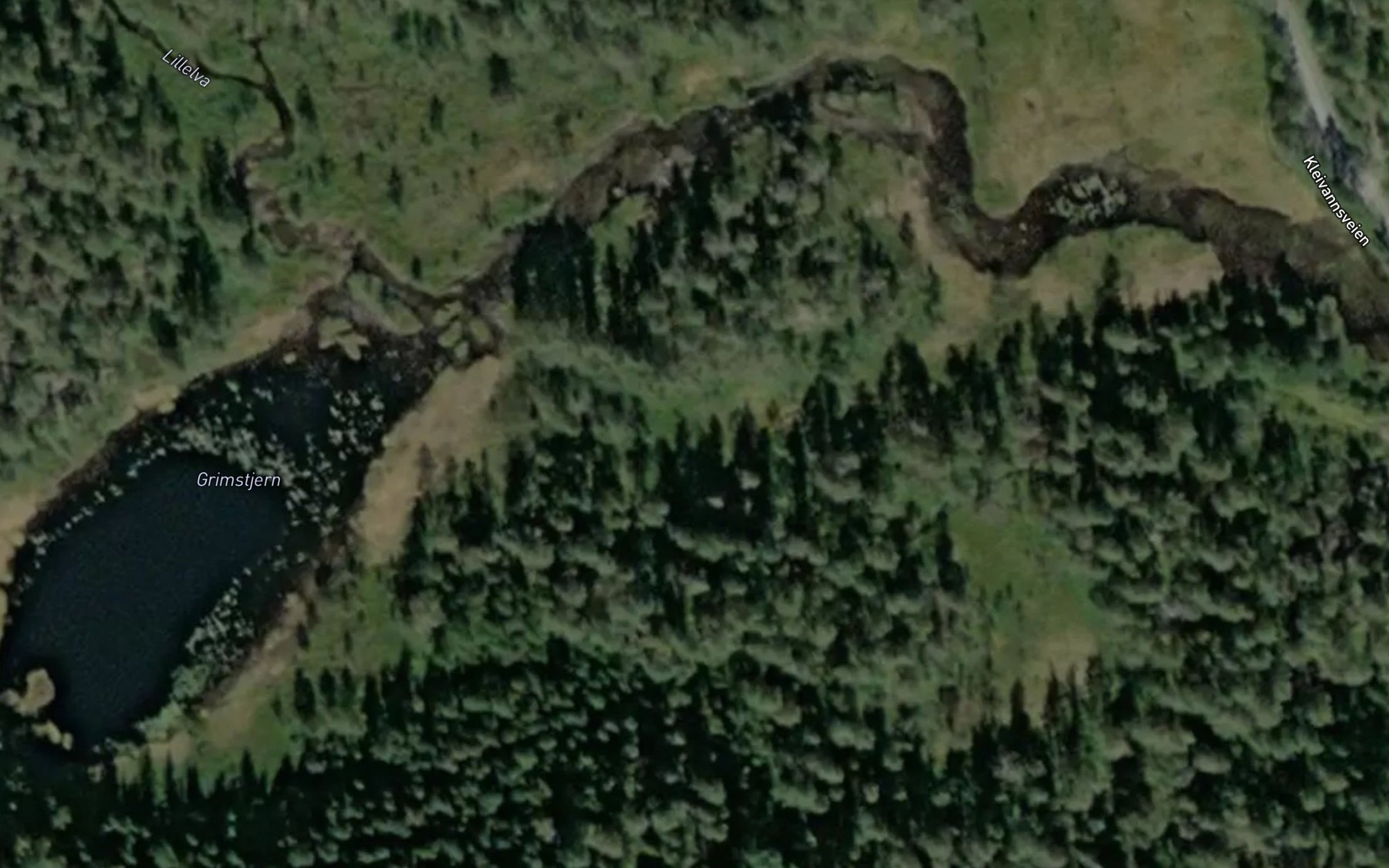 Satellite map of the Grimstjenn