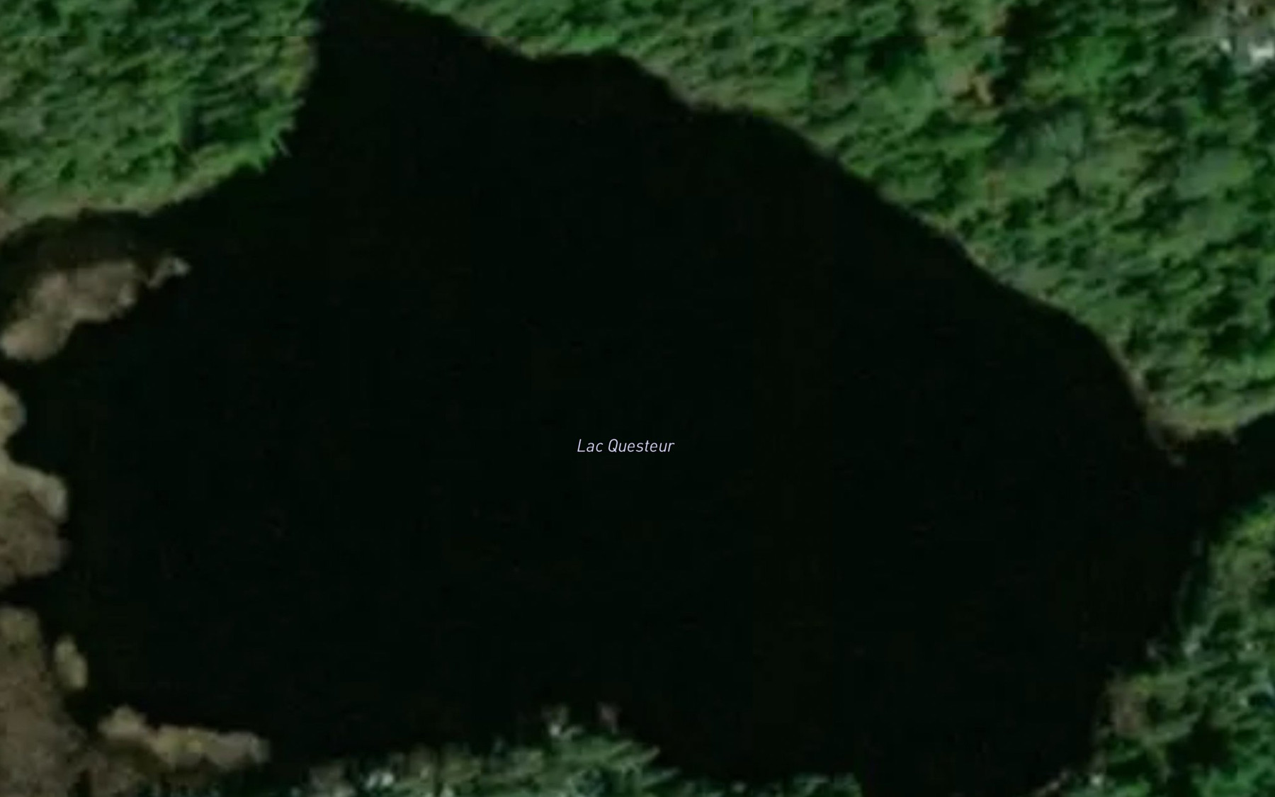 Satellite map of the Lac Questeur