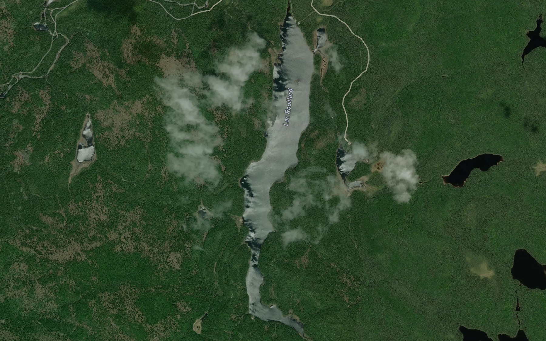 Satellite map of the Lac Rouillard