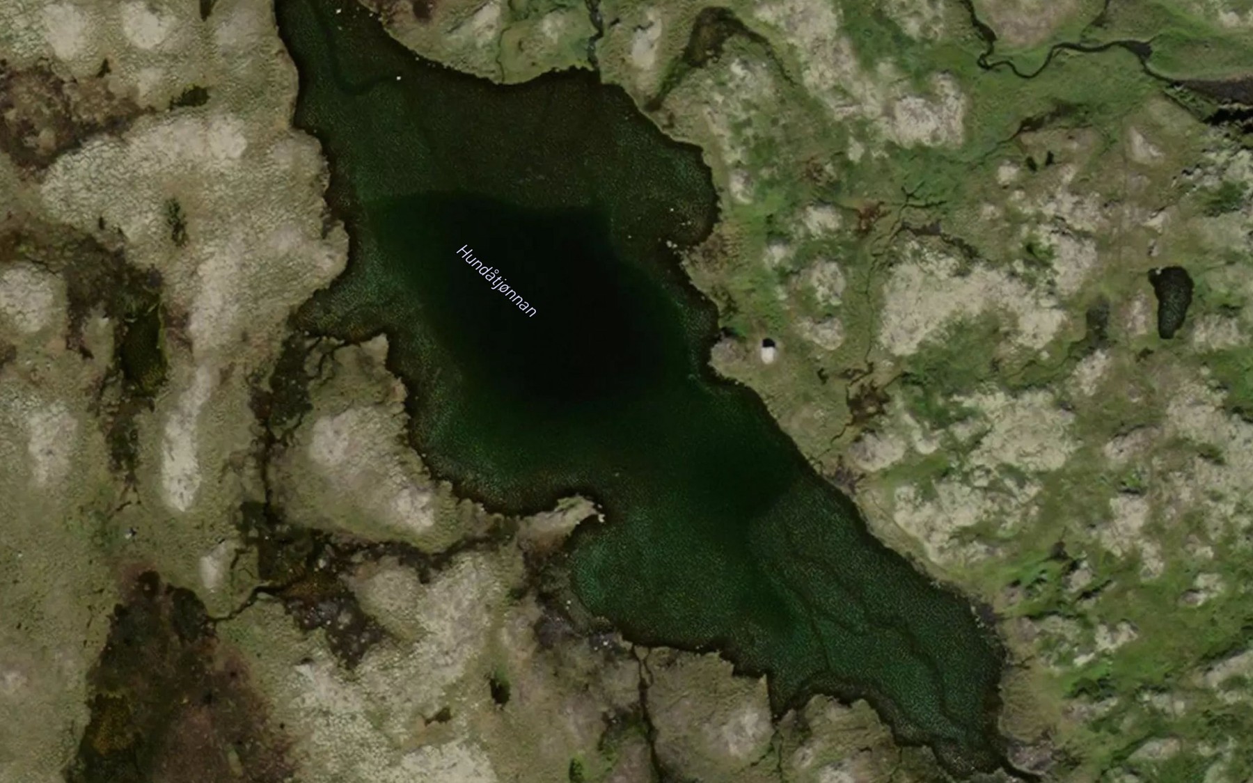 Satellite map of the Hundatjernan