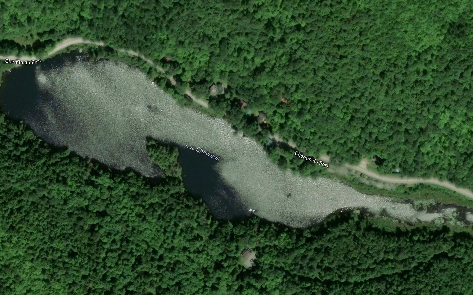 Satellite map of the Lac Chevreuil