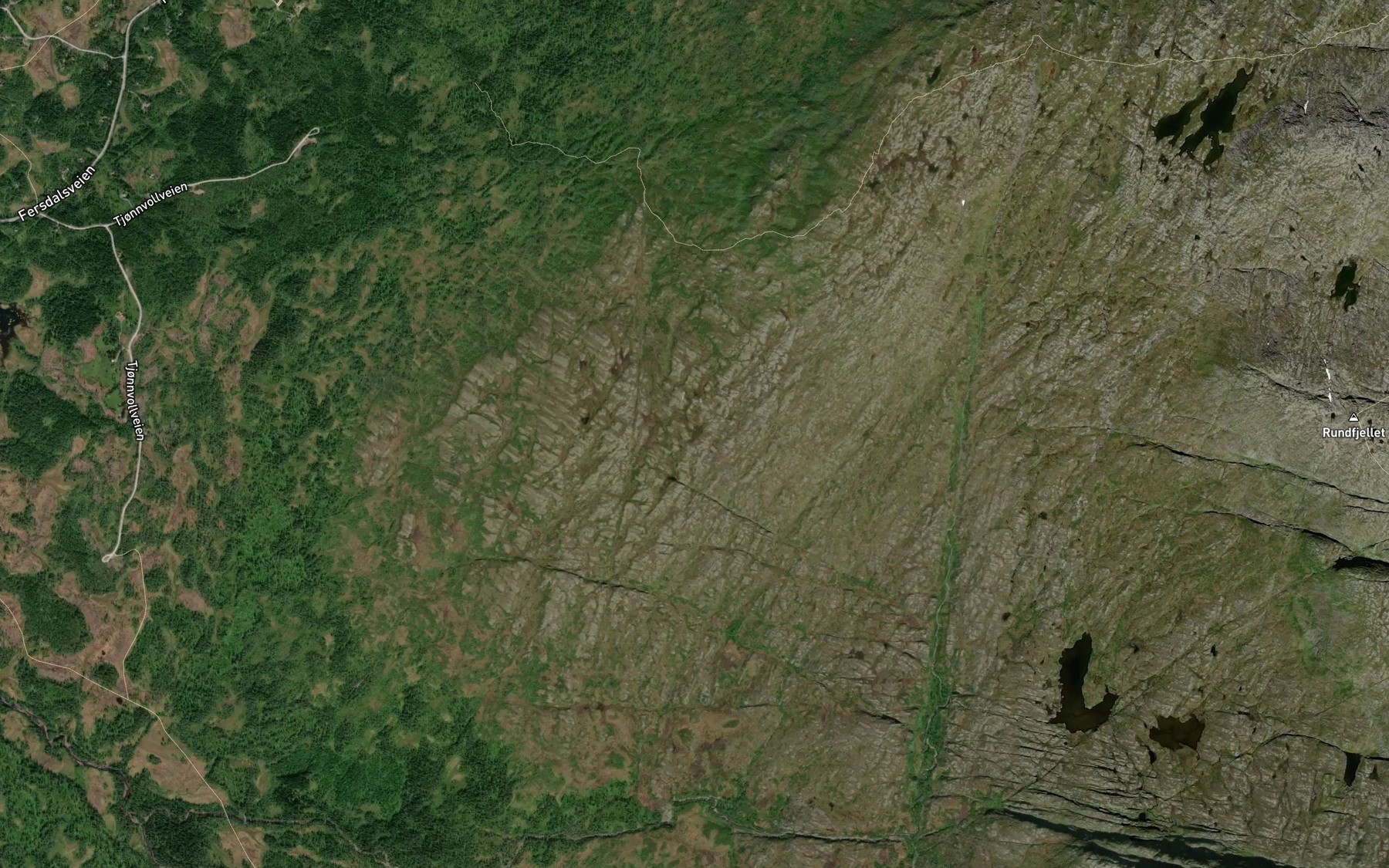 Satellite map of the Reveltjonnan