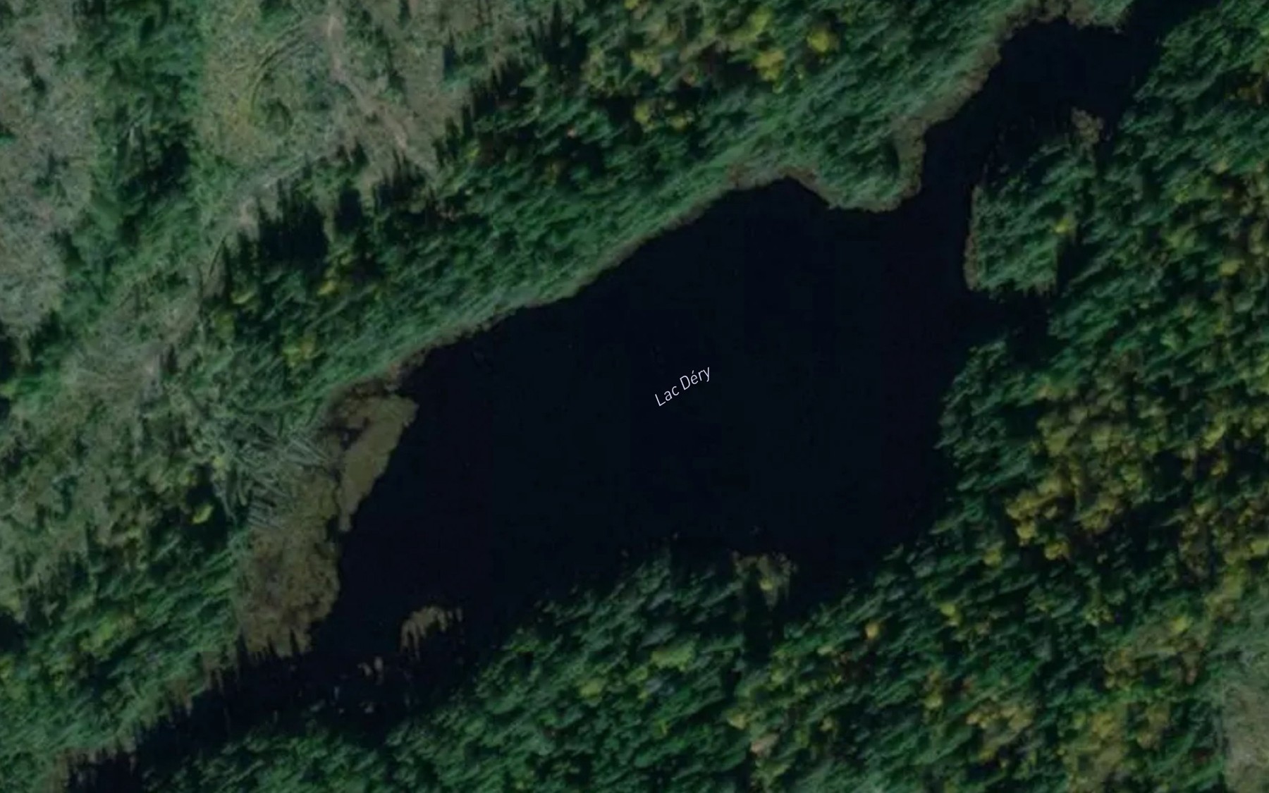 Satellite map of the Lac Dery