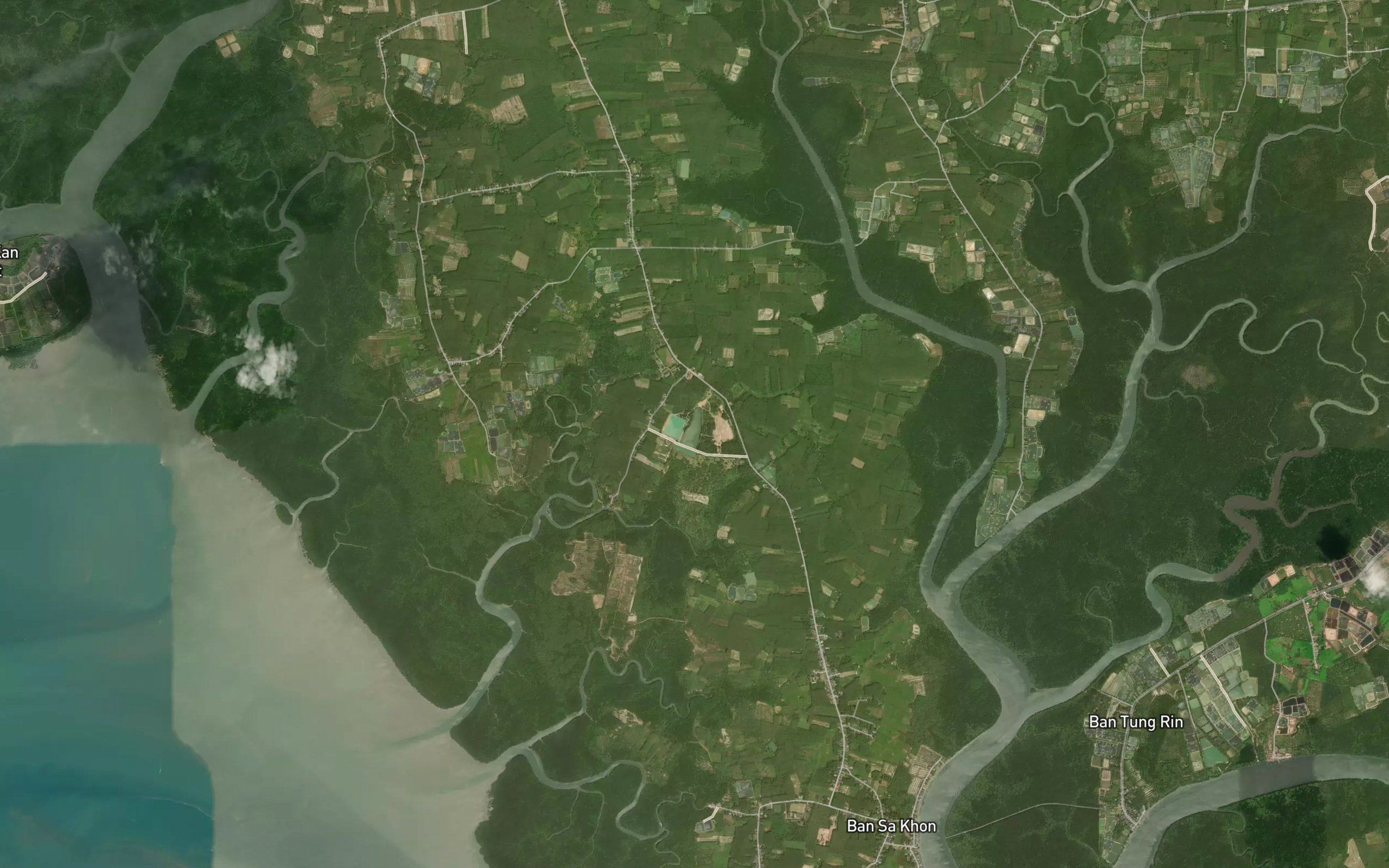 Ang Kep Nam Huai Yiao
