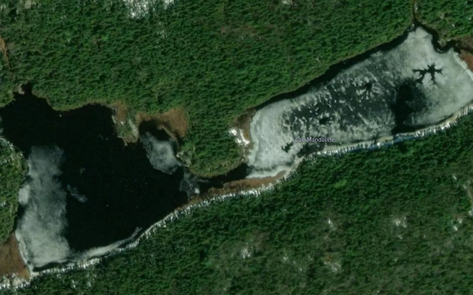 Satellite map of the Lac Mandoline