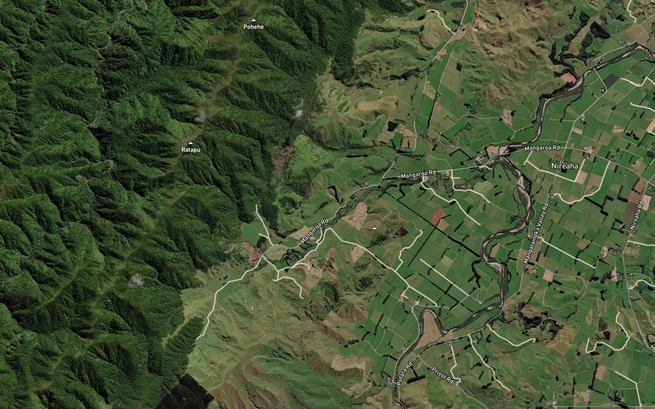 Mangaroa Stream