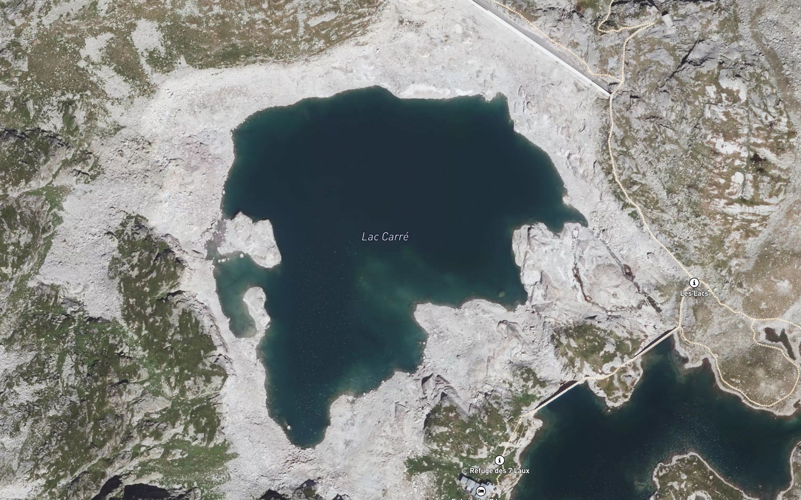 Lac Carre