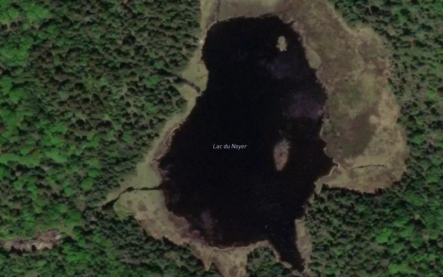 Satellite map of the Lac du Noyer