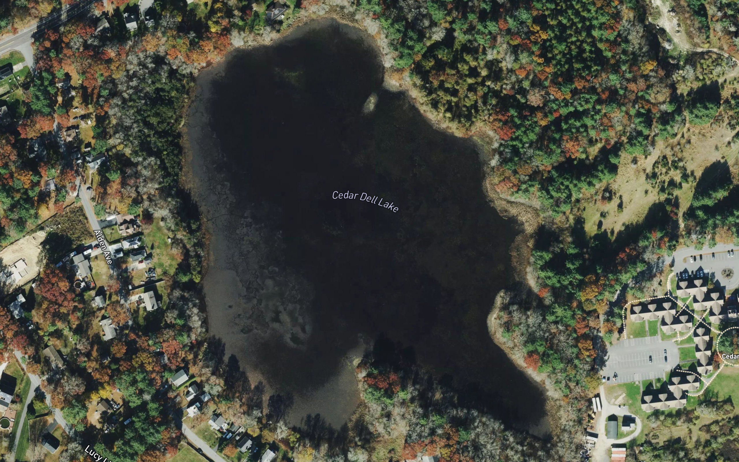 Cedar Dell Lake