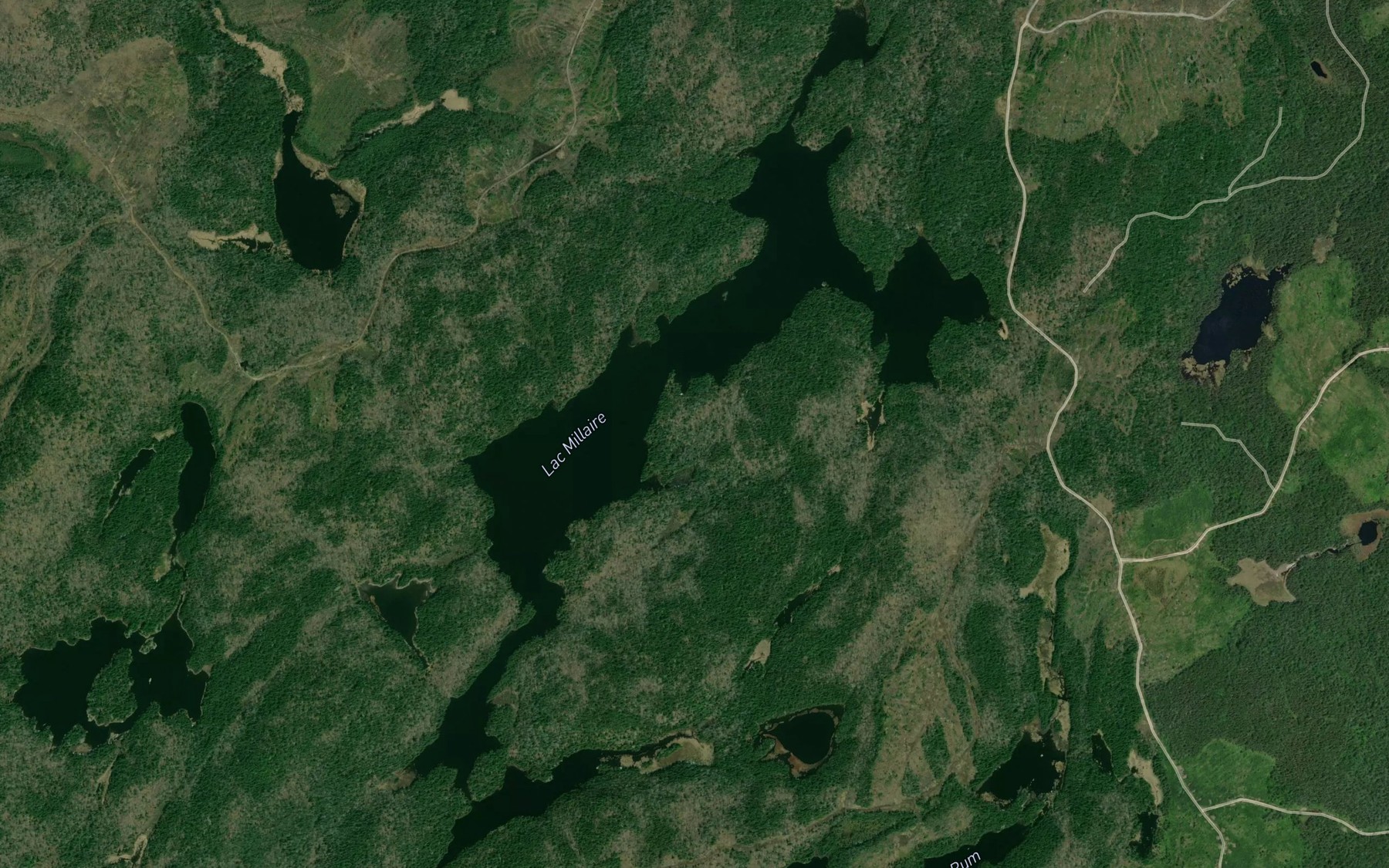 Satellite map of the Lac Millaire