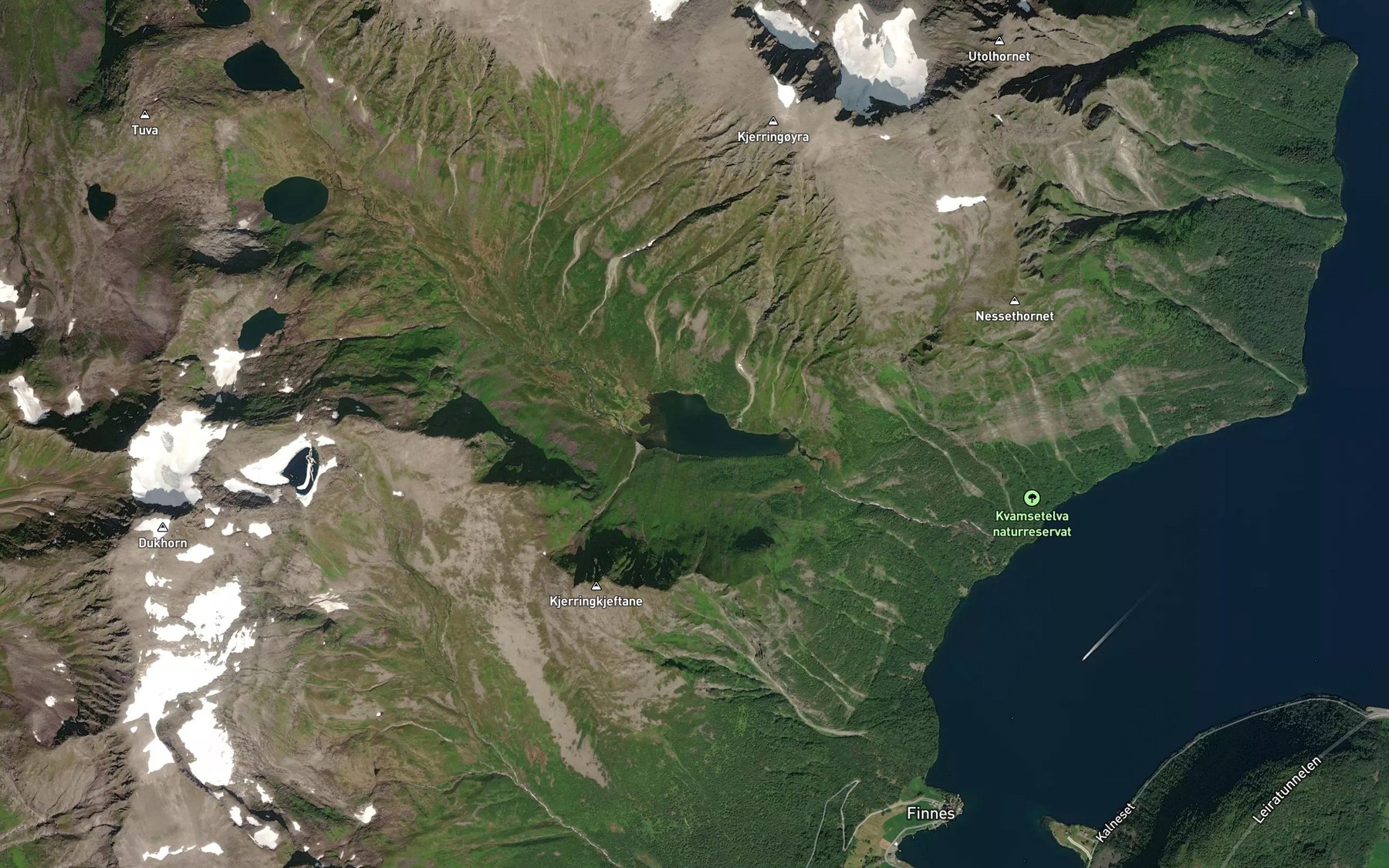 Satellite map of the Kvamsedalsvatnet