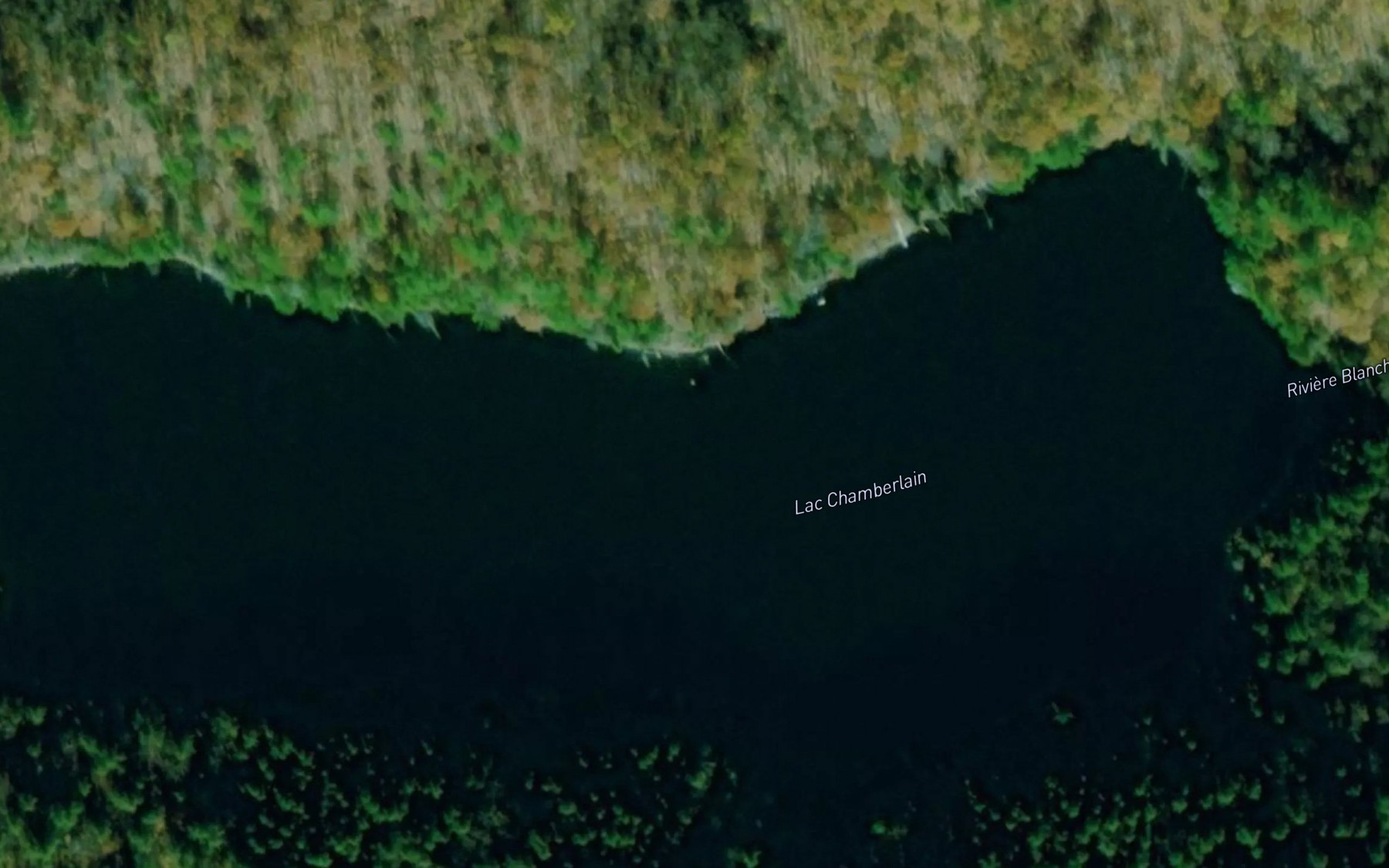 Satellite map of the Lac Chamberlain