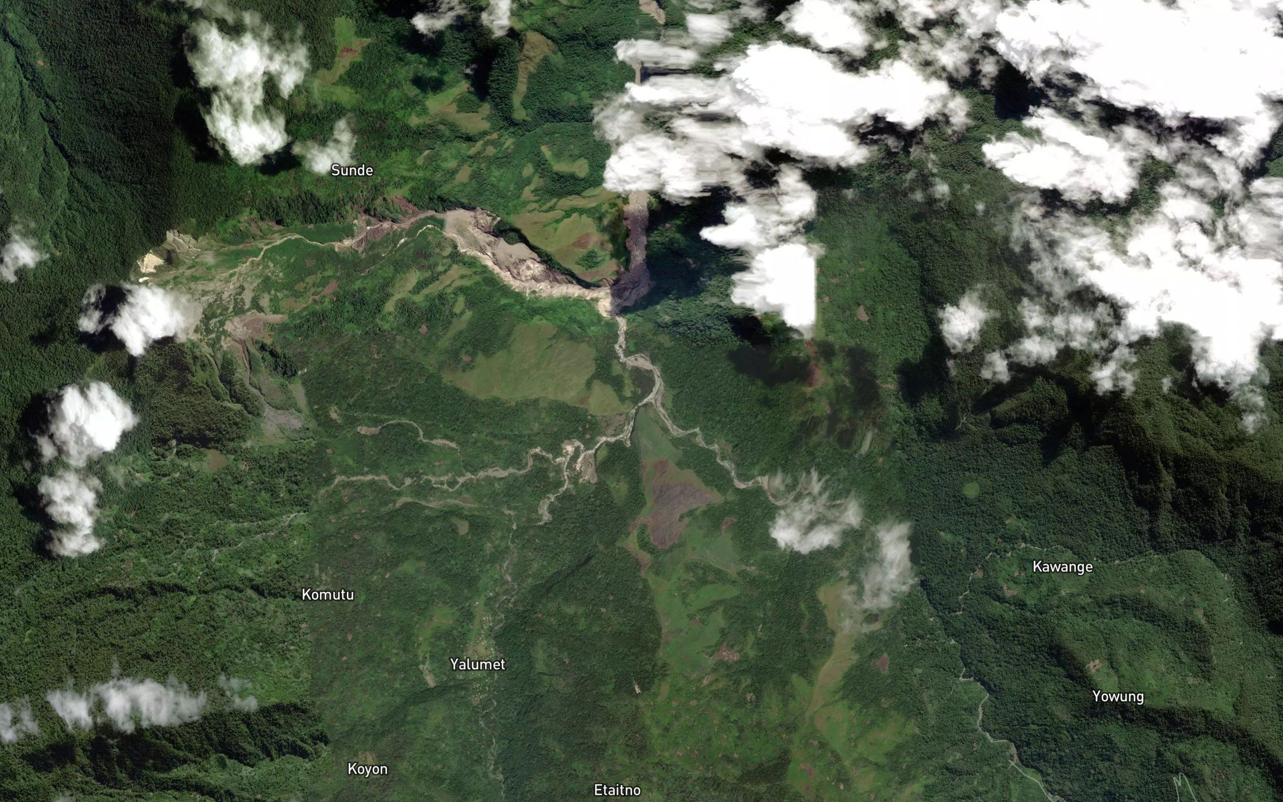 Yalumet River