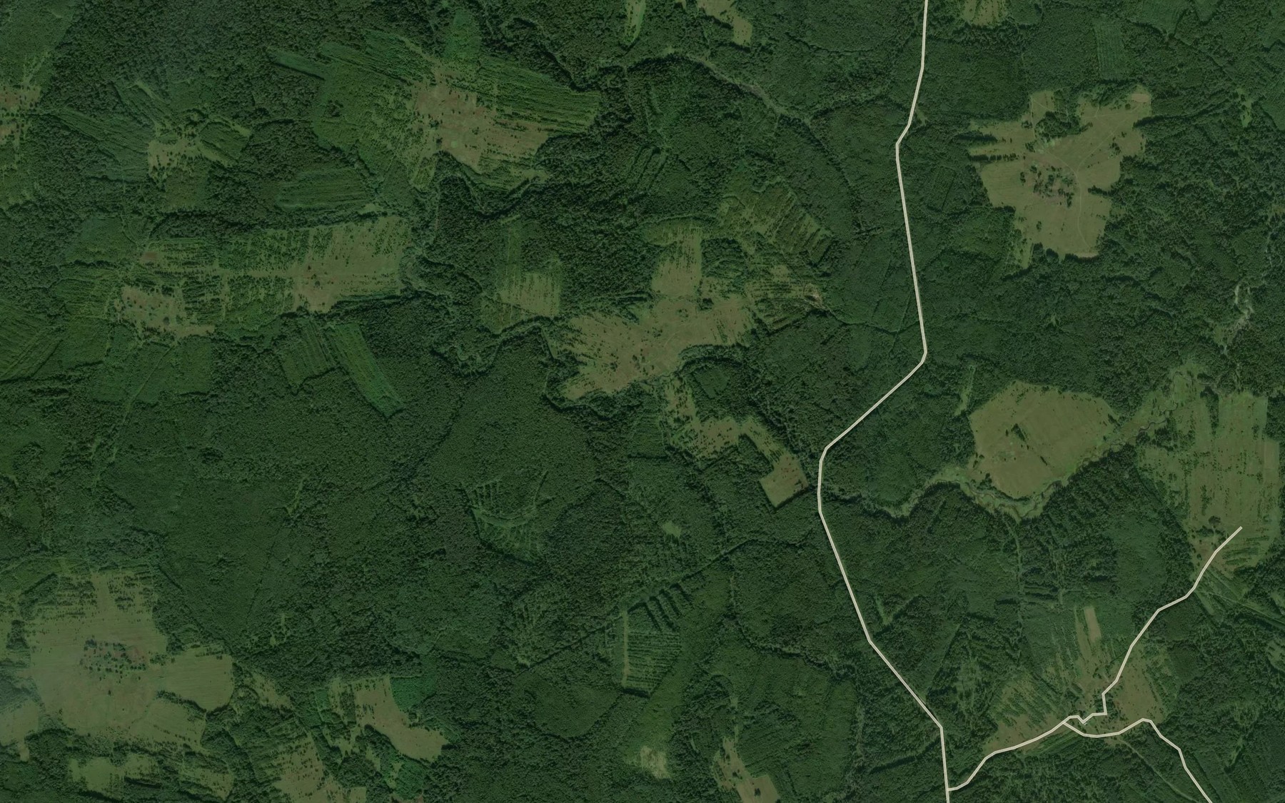 Satellite map of the Tora