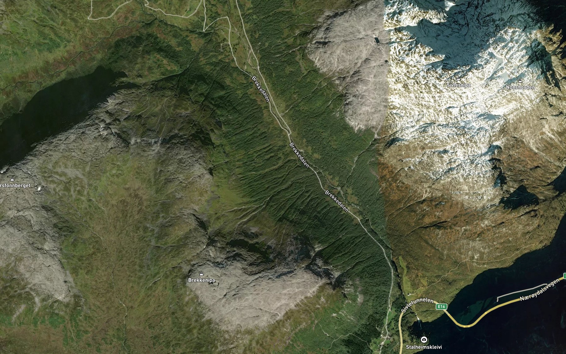 Satellite map of the Lysegrovi