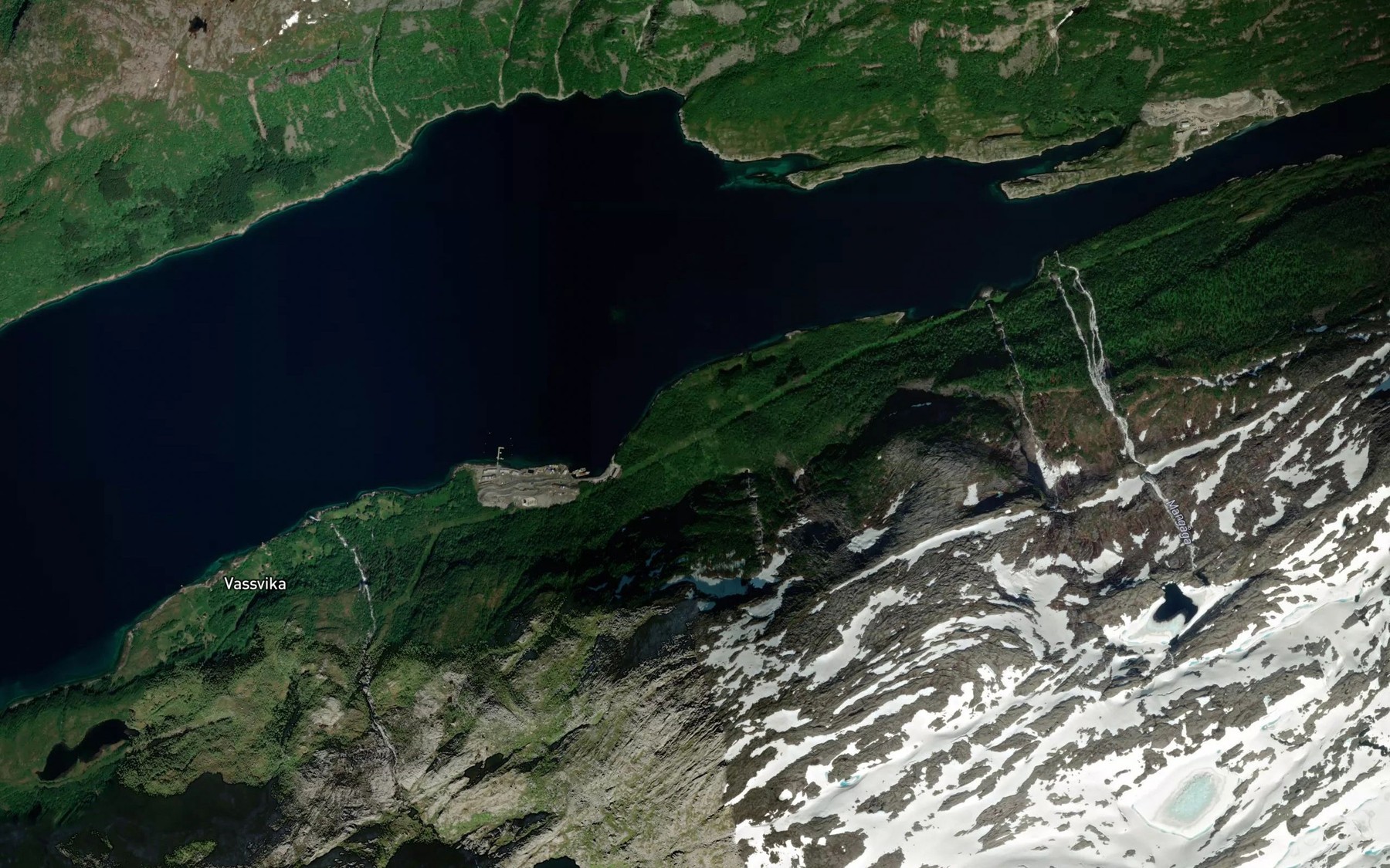Satellite map of the Staubekken