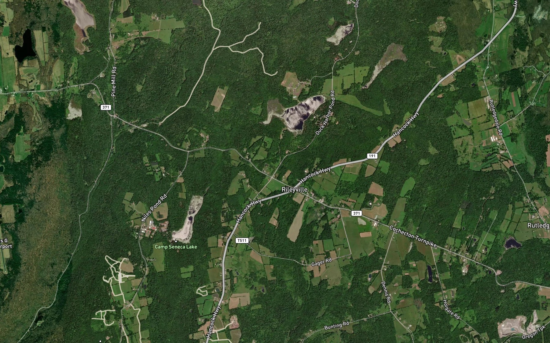 Satellite map of the Miller Pond