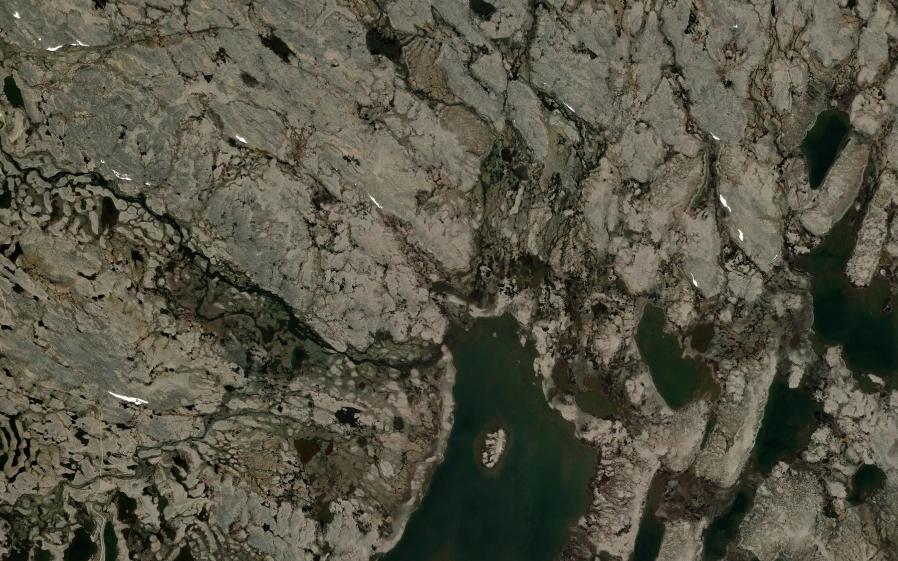 Satellite map of the Lac Taqulikkut
