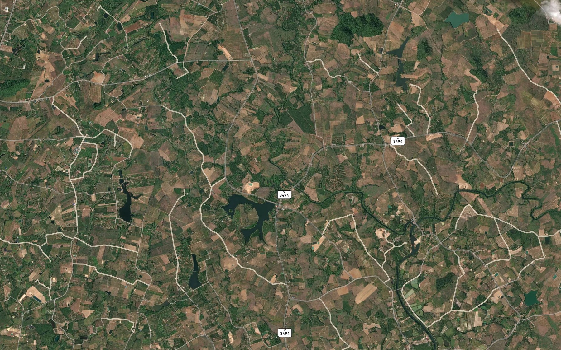 Satellite map of the Khlong Lawe