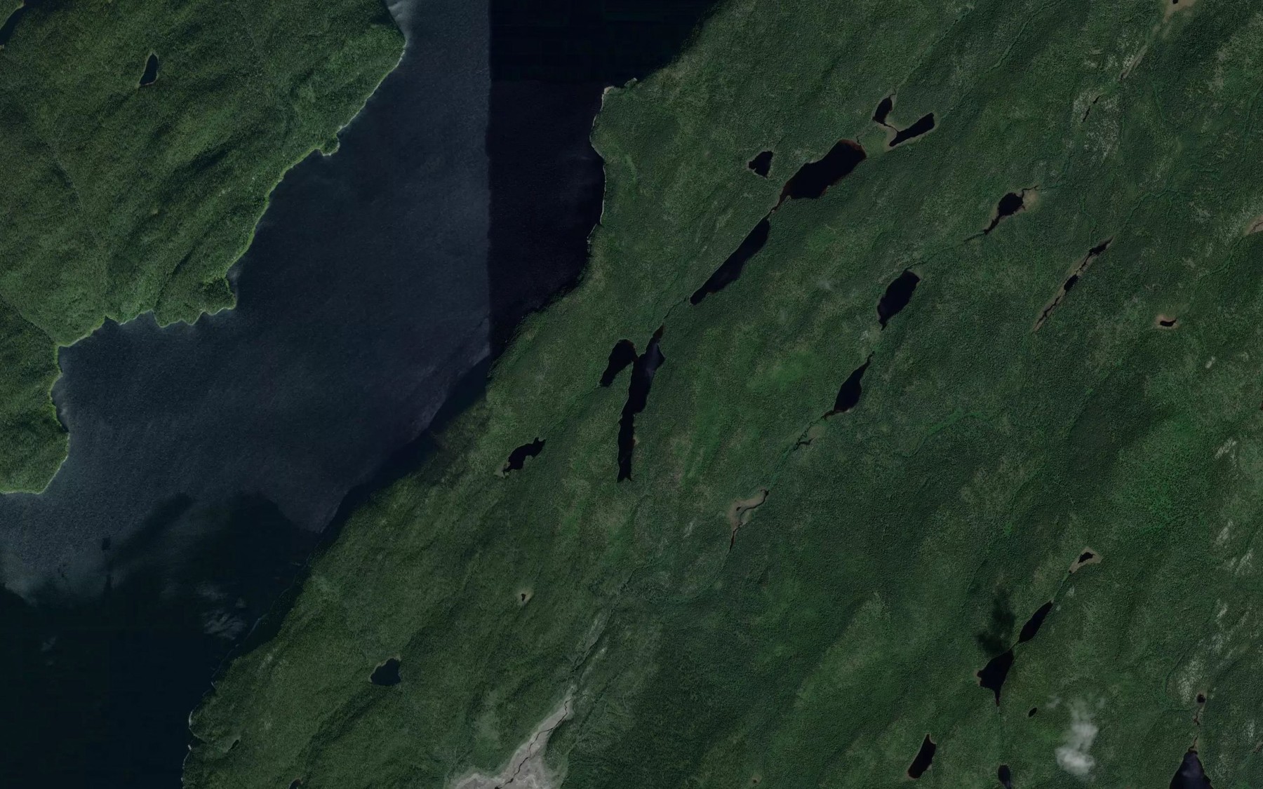 Satellite map of the Lac Mado