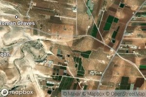 `Ayn ash Shallalah at Tahta