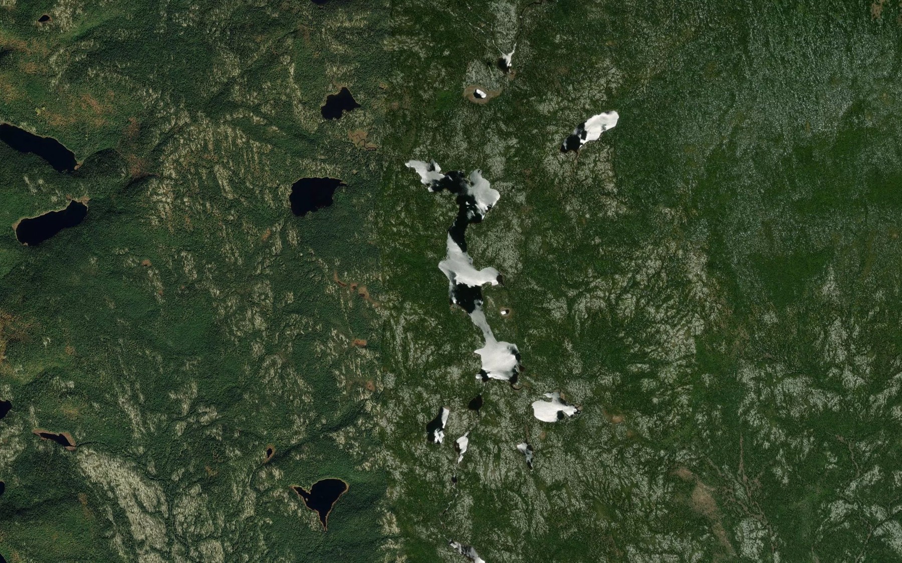 Satellite map of the Lac Zorch
