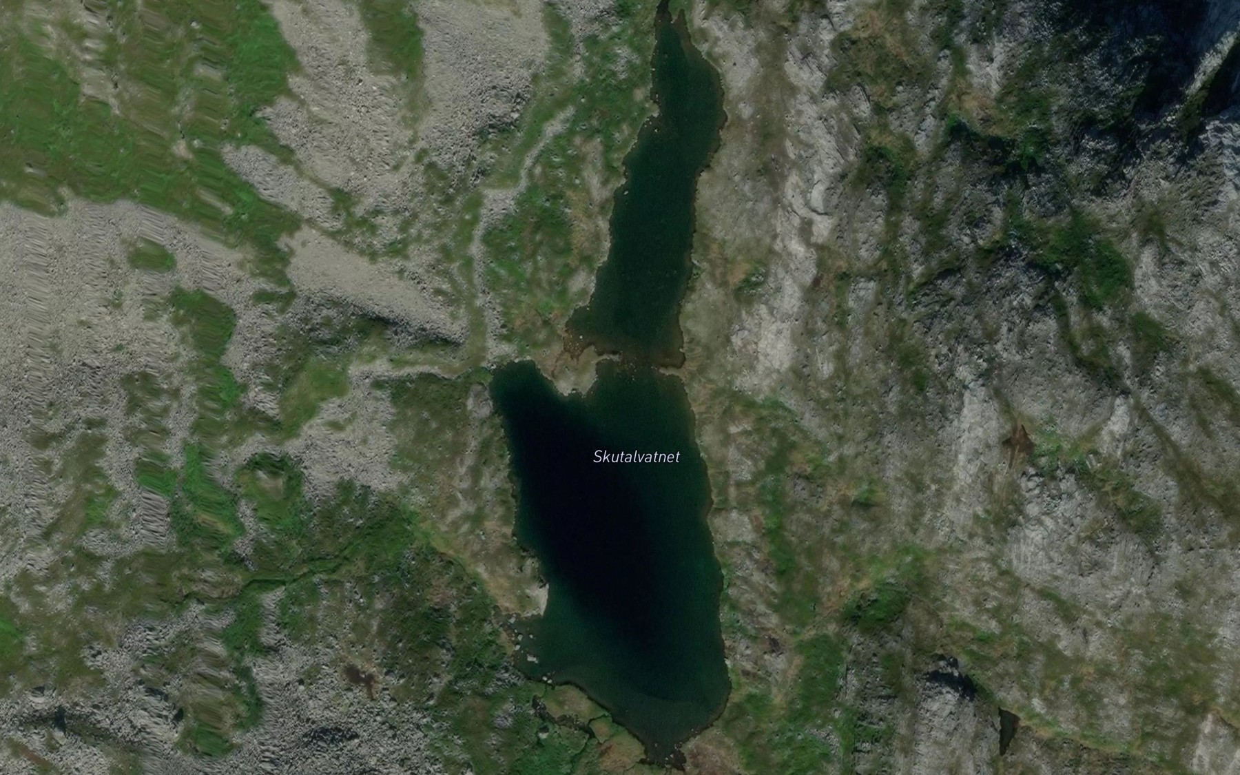 Satellite map of the Skutalvatnet