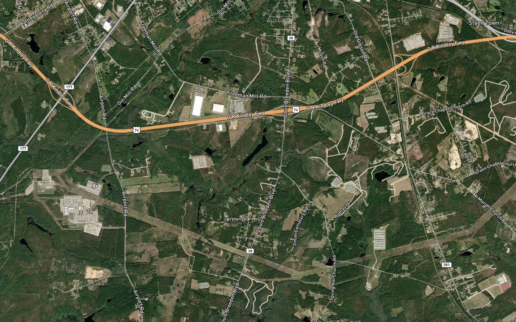 Satellite map of the Roscoe Pond
