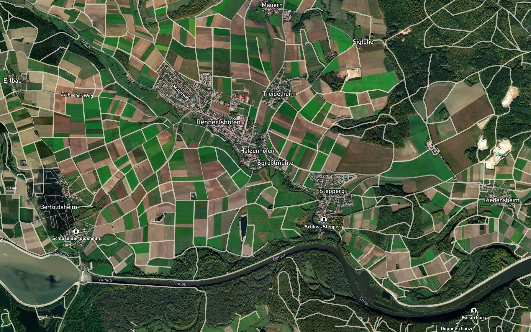 Satellite map of the Ussel