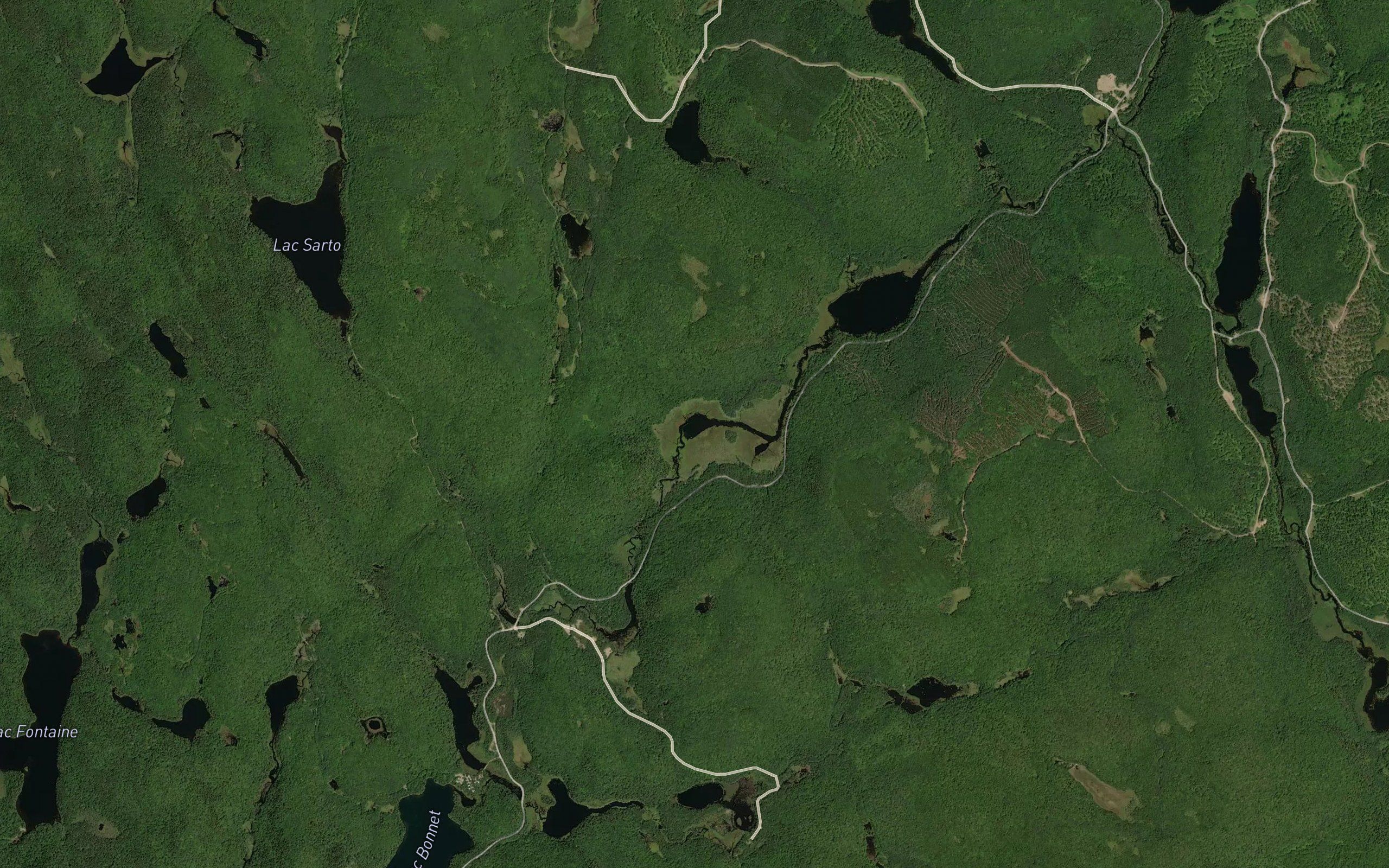 Petit lac a l'Orignal