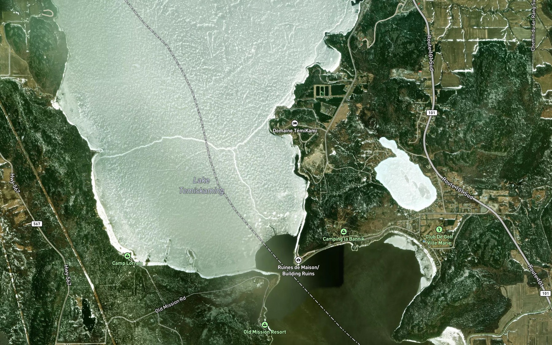 Satellite map of the Baie des Cedres
